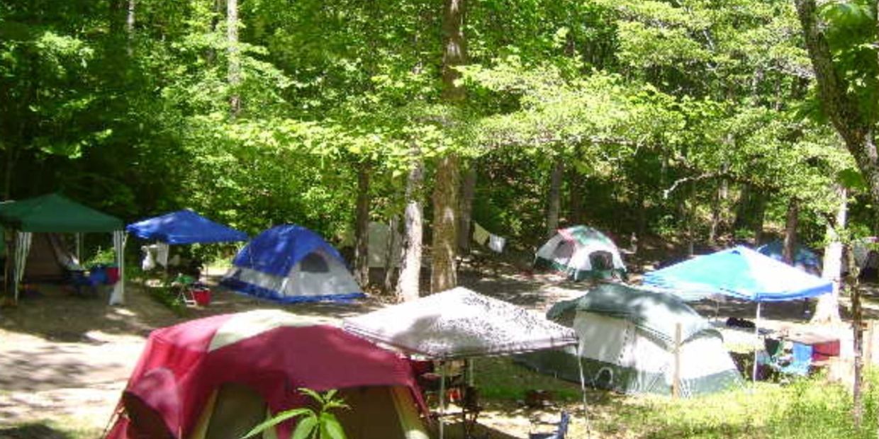 Flaming Arrow Campground
Smoky Mountains
Cherokee
camping
tents