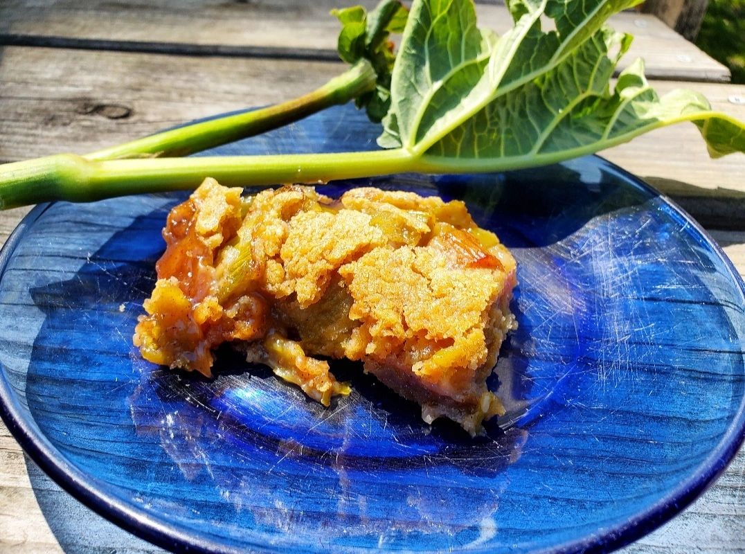 Rhubarb Crunch