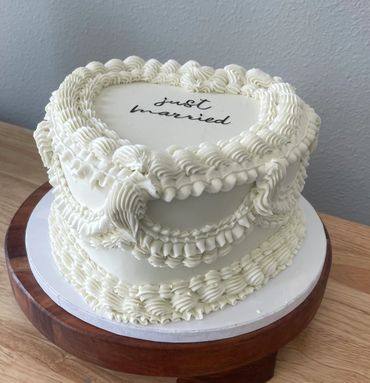 Elegant Wedding Cakes