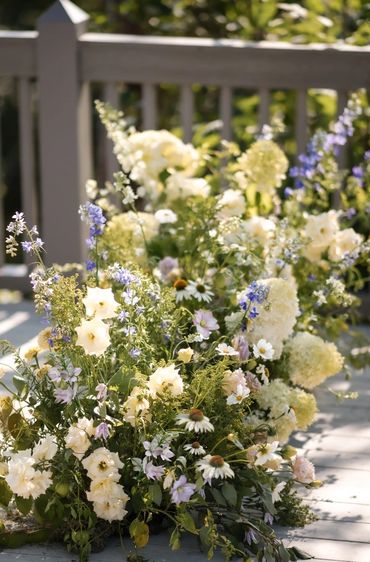 Lavender, yellow and white ceremony design at Onteora Mountain House