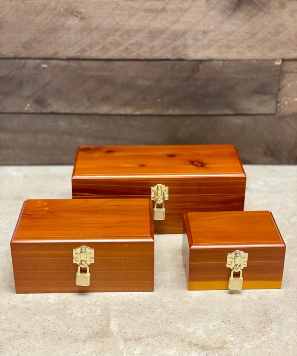 Cedar Urn Box with lock 