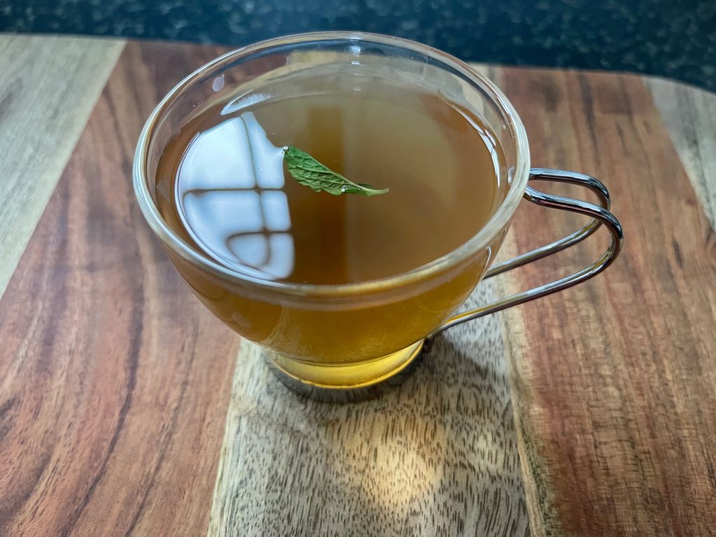 This is ginger tea currently what your looking at the benefits of drinking ginger tea are
Folk medic