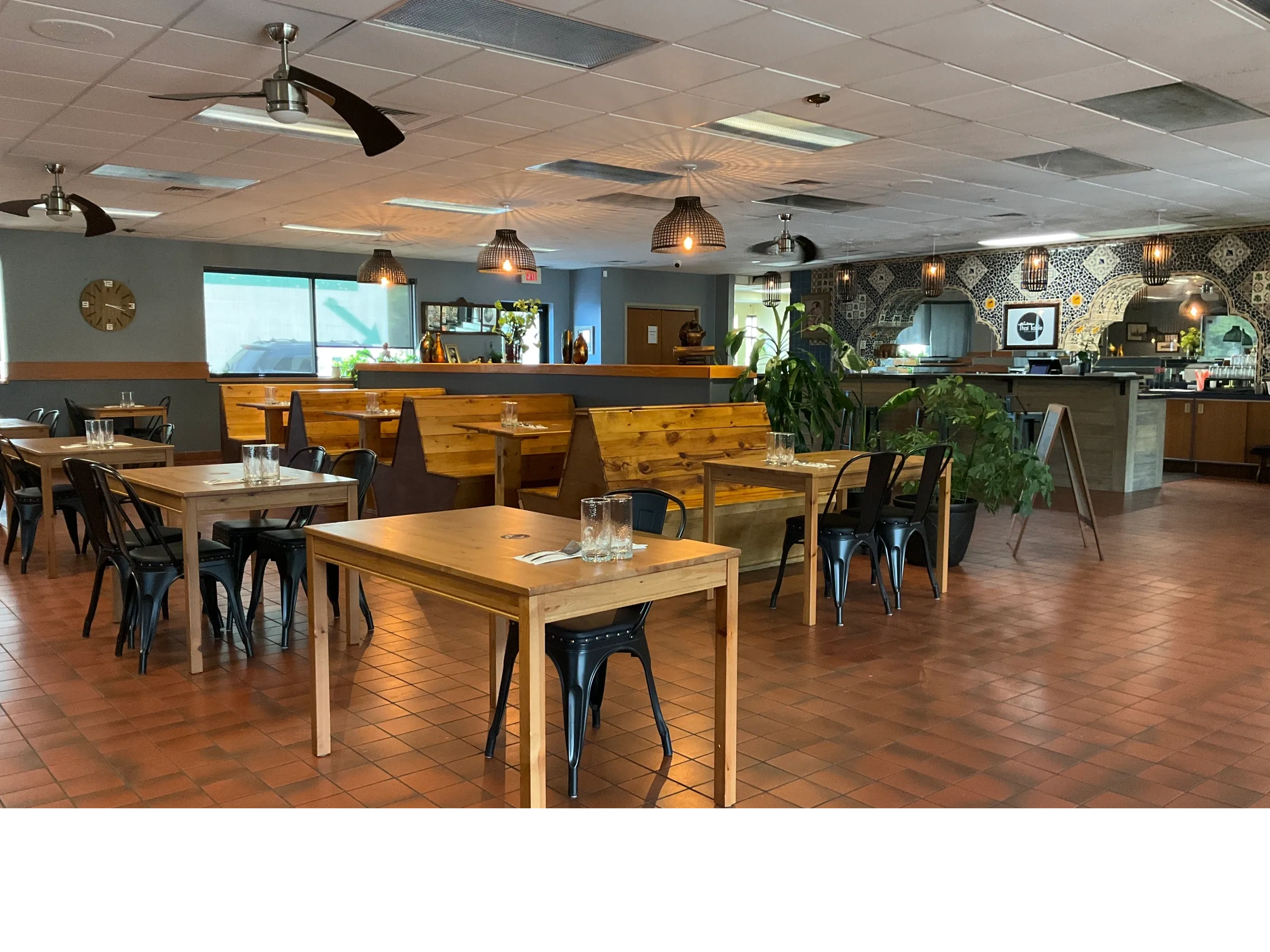 Thai Table restaurant logo - View nutrition facts, calories, and macros for menu items at 2222 SW Washburn Ave Topeka, KS 66611