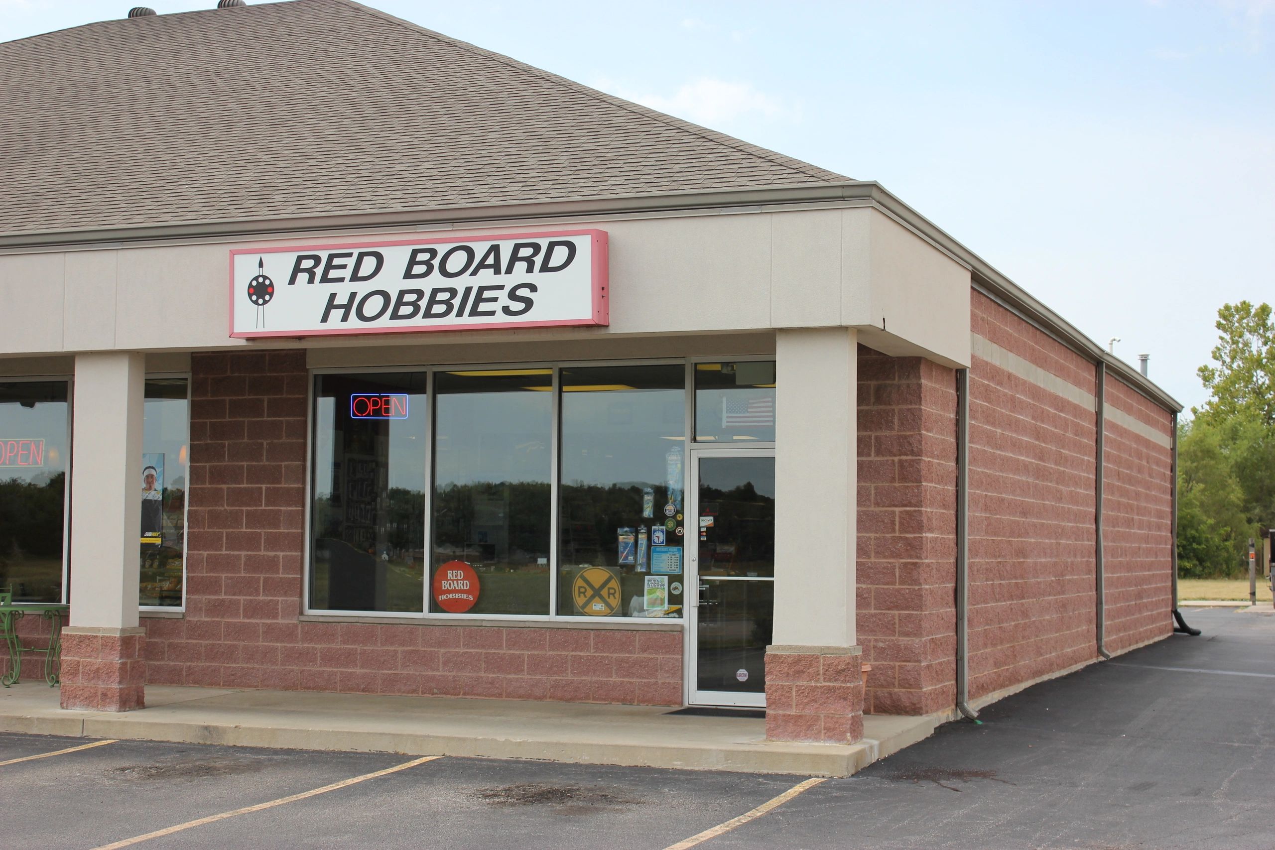 Red Board Hobbies Model Trains, Plastic Models