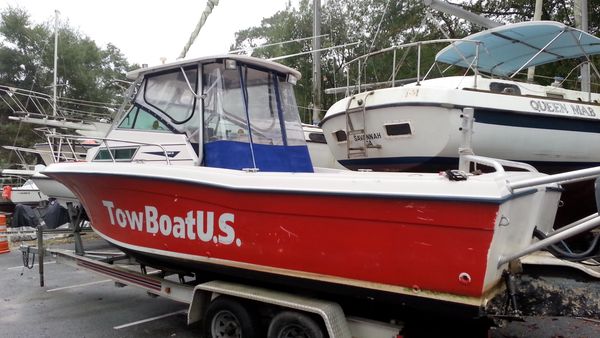 Custom marine canvas enclosure for Towboat US