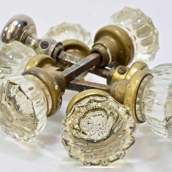 Salem Auction House Home