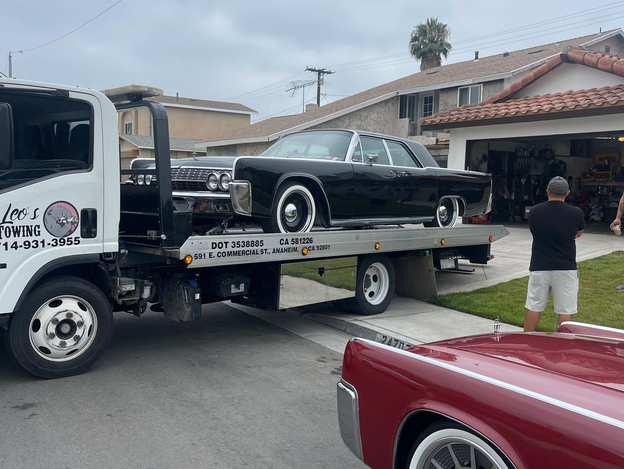 LEOS TOWING SERVICE IN FULLERTON CA 