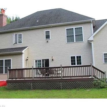 Stonecroft Lane rear elevation, also showing the brick masonry chimney with the flue pot liners