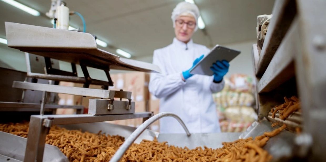 Análise da qualidade dos produtos da indústria de alimentos.