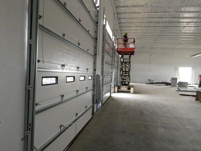 commercial garage door