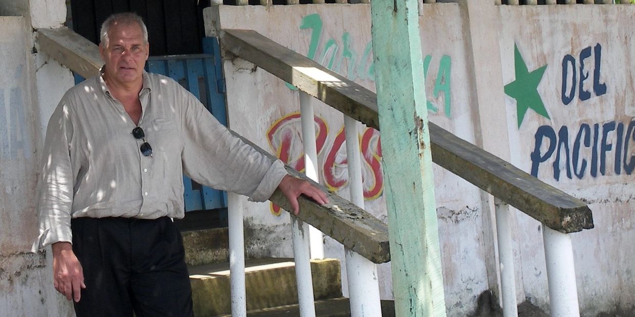 Rob Kircher 5-Star Psychological Suspense Author in the Peal Islands, Republic of Panama.