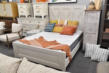 RS Osborne Queen Panel Bed
$597