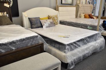 PH Crescent Milano Bed
King - $797
Queen - $697