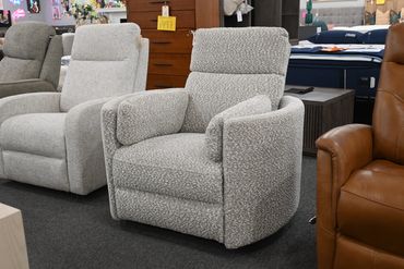 PH Tatum River Rock Radius Power Recliner
$597
Plug-In, Rechargeable Battery Optional $179
