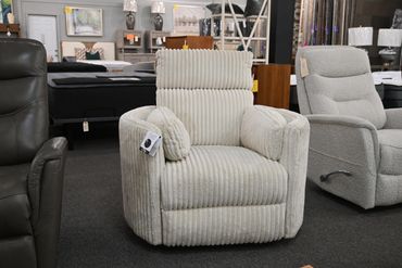 PH Mega Ivory Radius Power Recliner
$597
Plug-In, Rechargeable Battery Optional $179