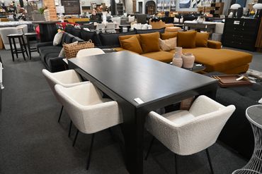 MD Zamba Acacia Wood Dining Table
$797
30x90x40