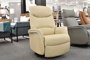 LI Utica Electric Recliner In Taupe
$397