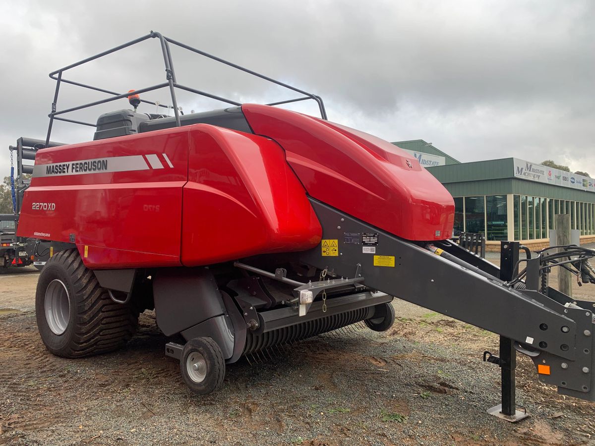Massey Ferguson 2270 Xd Large Square Baler Massey Ferguson 2270 Xd Large Square Baler