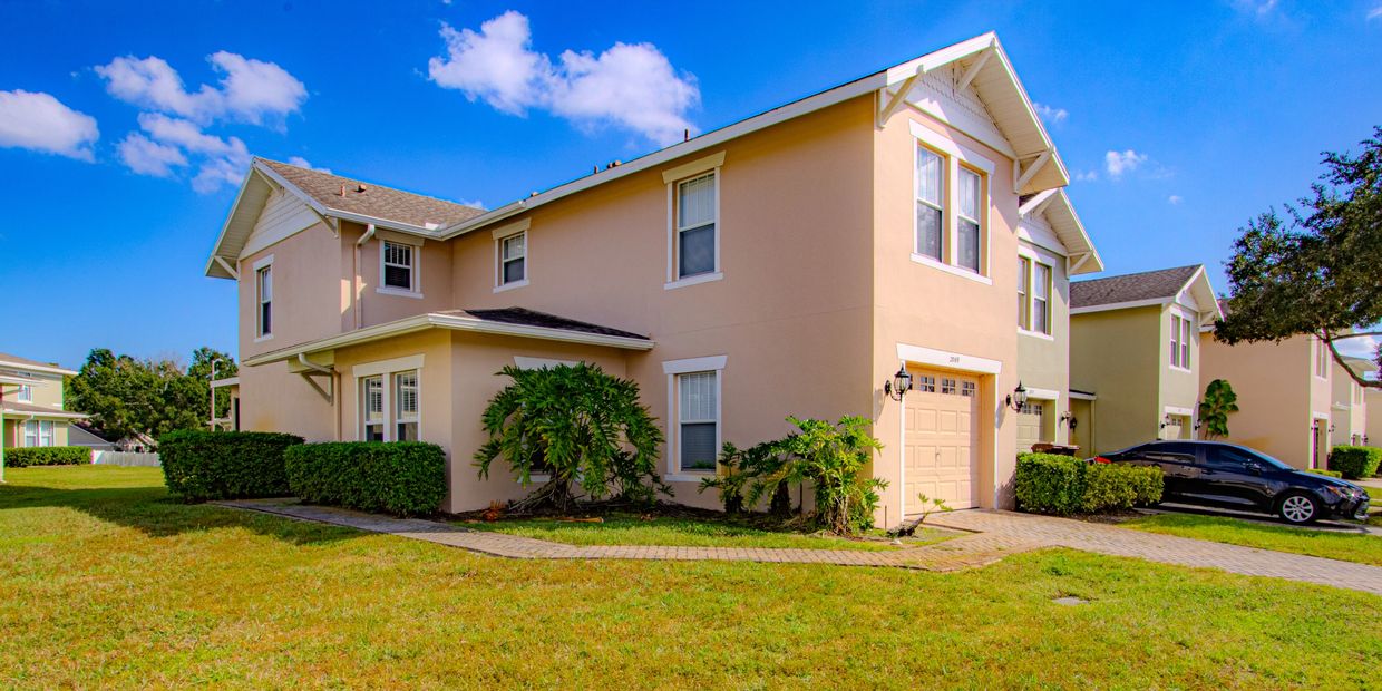 2069 CYPRESS BAY BOULEVARD, KISSIMMEE, Florida 34743