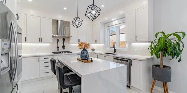 Mozaikrenos Stunning Kitchen Remodelling and Basement Finish