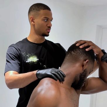 neck pain treatment due to bulging disk for professional fighter