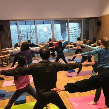 Robert Ashman yoga class, Eddington Cambridge