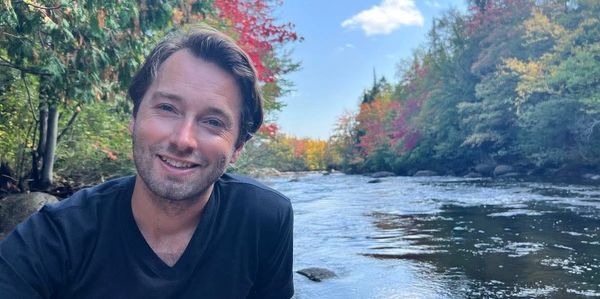 Carl Therrien, infirmier de formation. Accompagnateur et stratège en santé et en mieux-être.