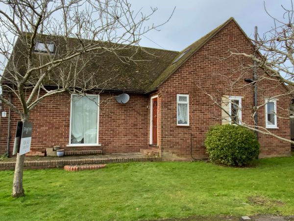 Bungalow in Tonbridge Kent 