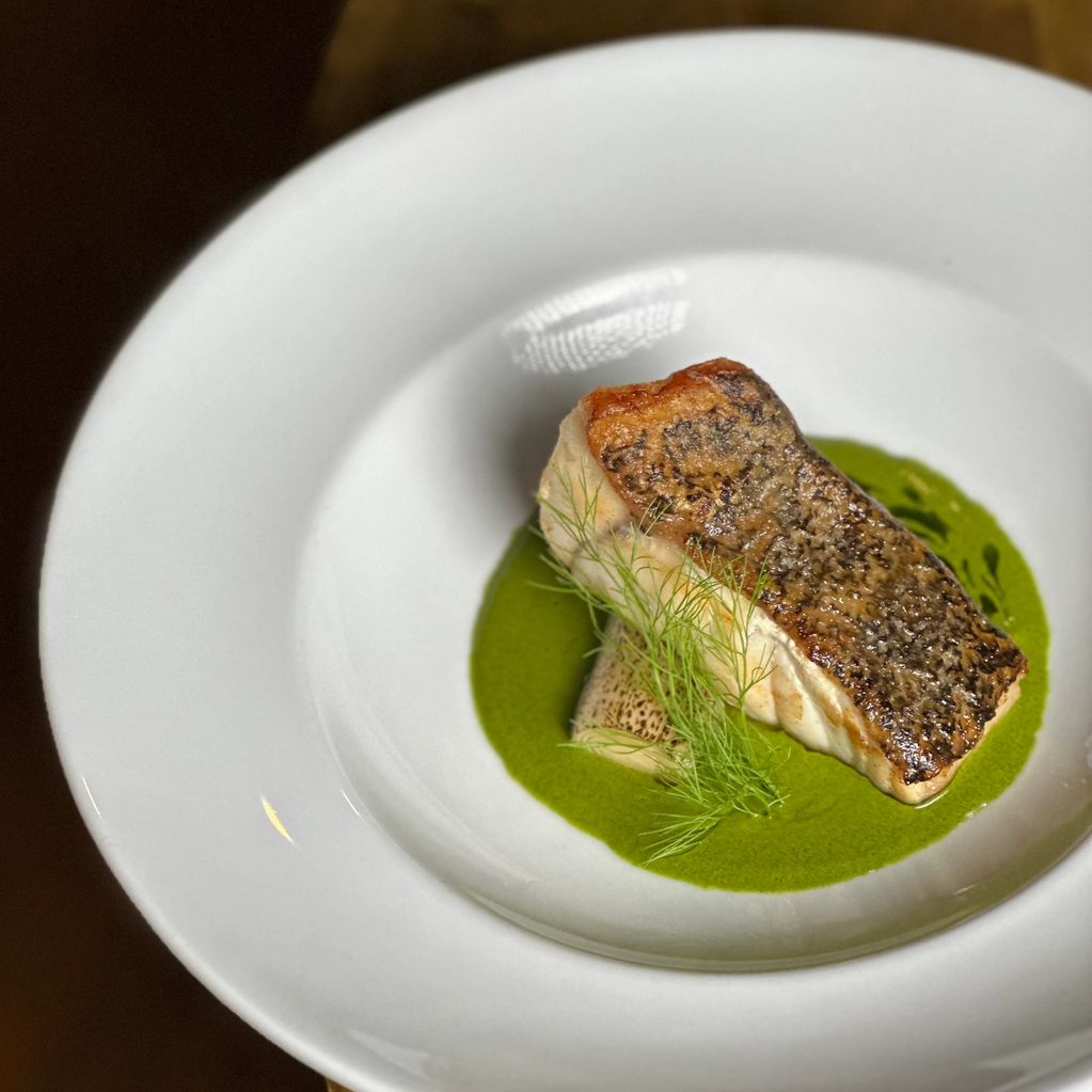 Blue Eye Cod with burnt Leek, Parsley Oil and Spinach Sauce