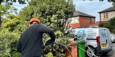 Pressure washing services