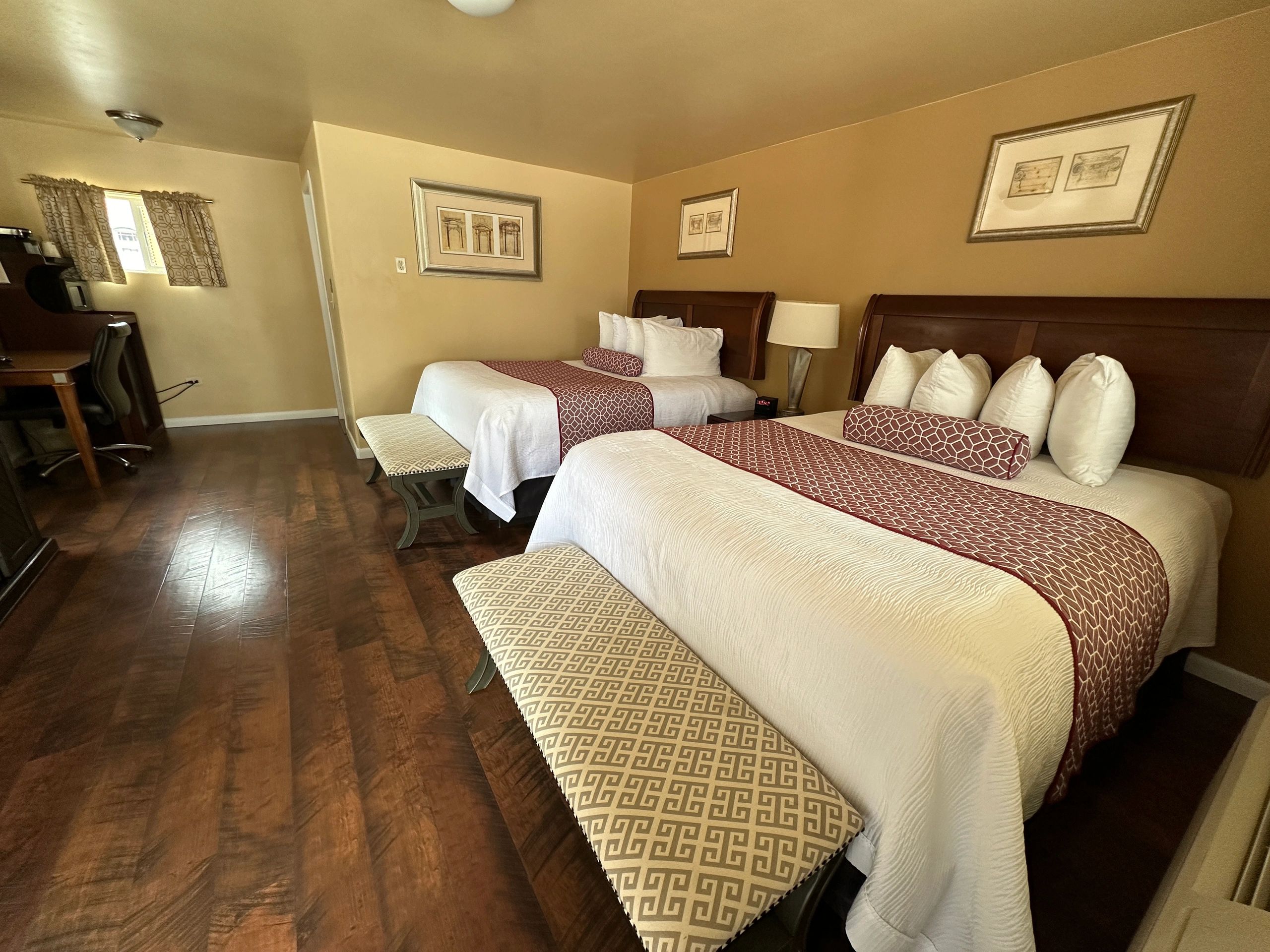 Abram Inn & Suites — photo