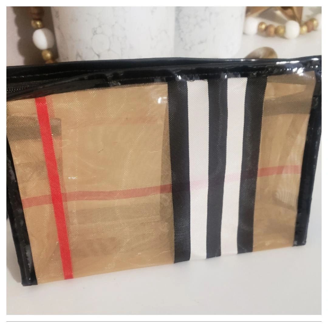 BURBERRY DESIGNER CLUTCH