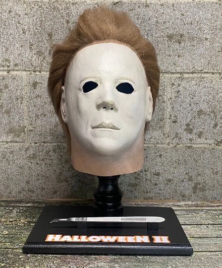 Display Stand for Halloween Masks