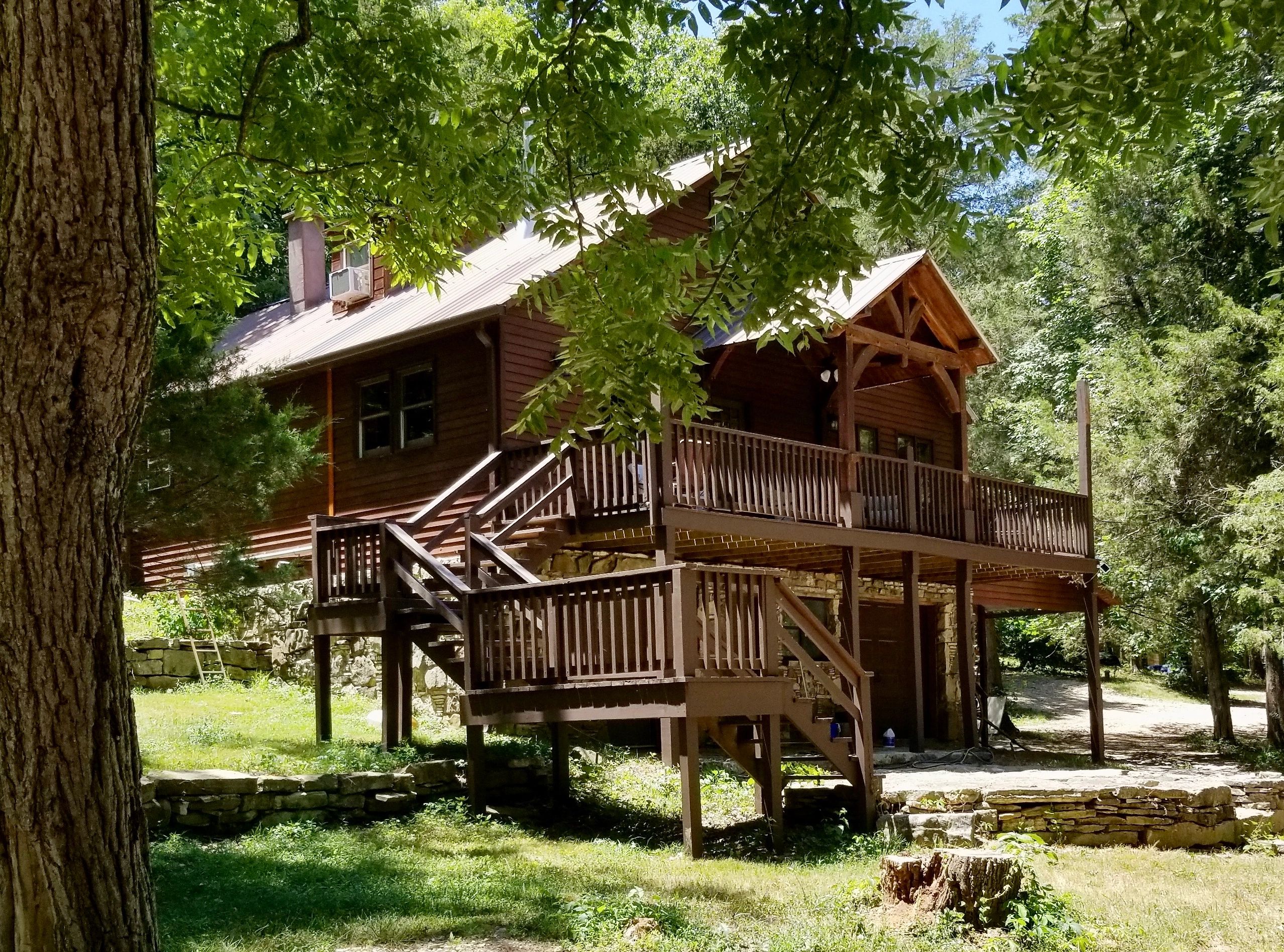 Buck Creek Lodge