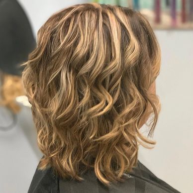 Beach waves medium length clonde highlights