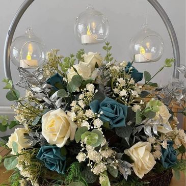 Green and Cream Roses Table Hoop Centrepiece 