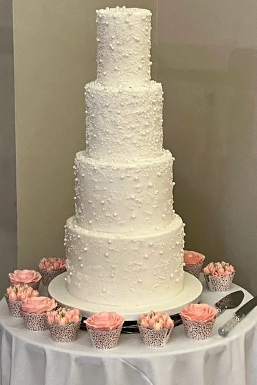 Fondant wedding cake with sugar pearls 