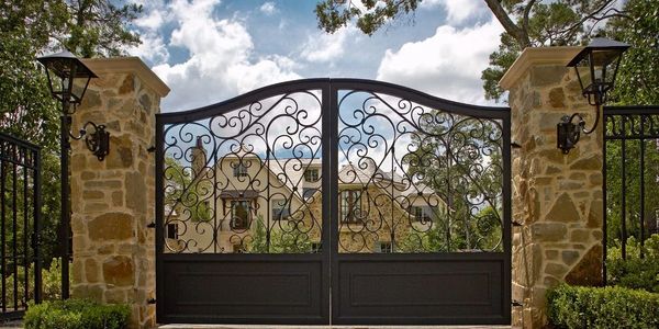 wrought iron driveway gate fence