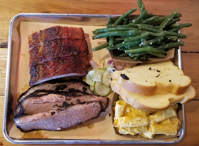 RUM CAKE LADY CUBAN FOOD CAFE / COPPERHILL, TN