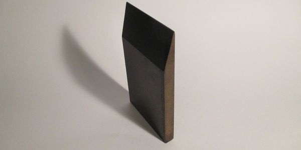 Knife dies in high tensile spring steel always available ex stock.