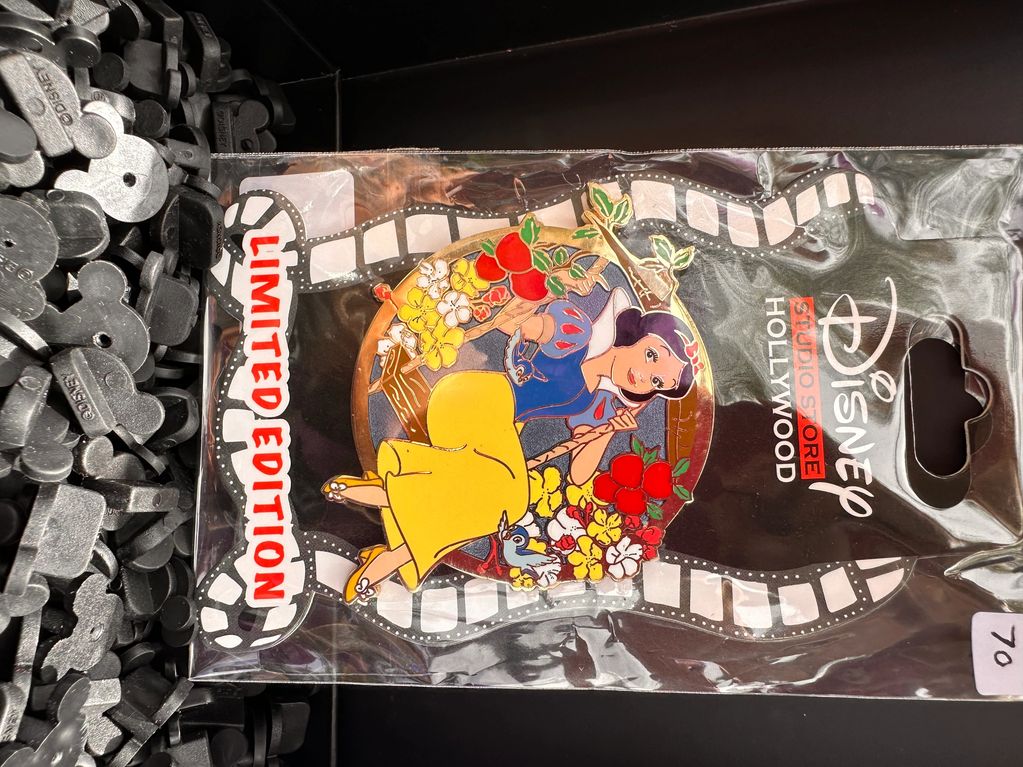 Disney Studio Store limited edition pin of Snow White.