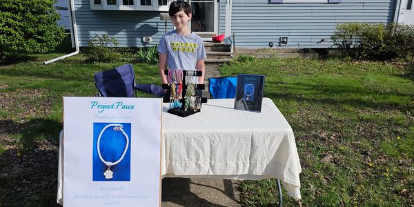 One of the first Pop-Up Tables for Project Paws