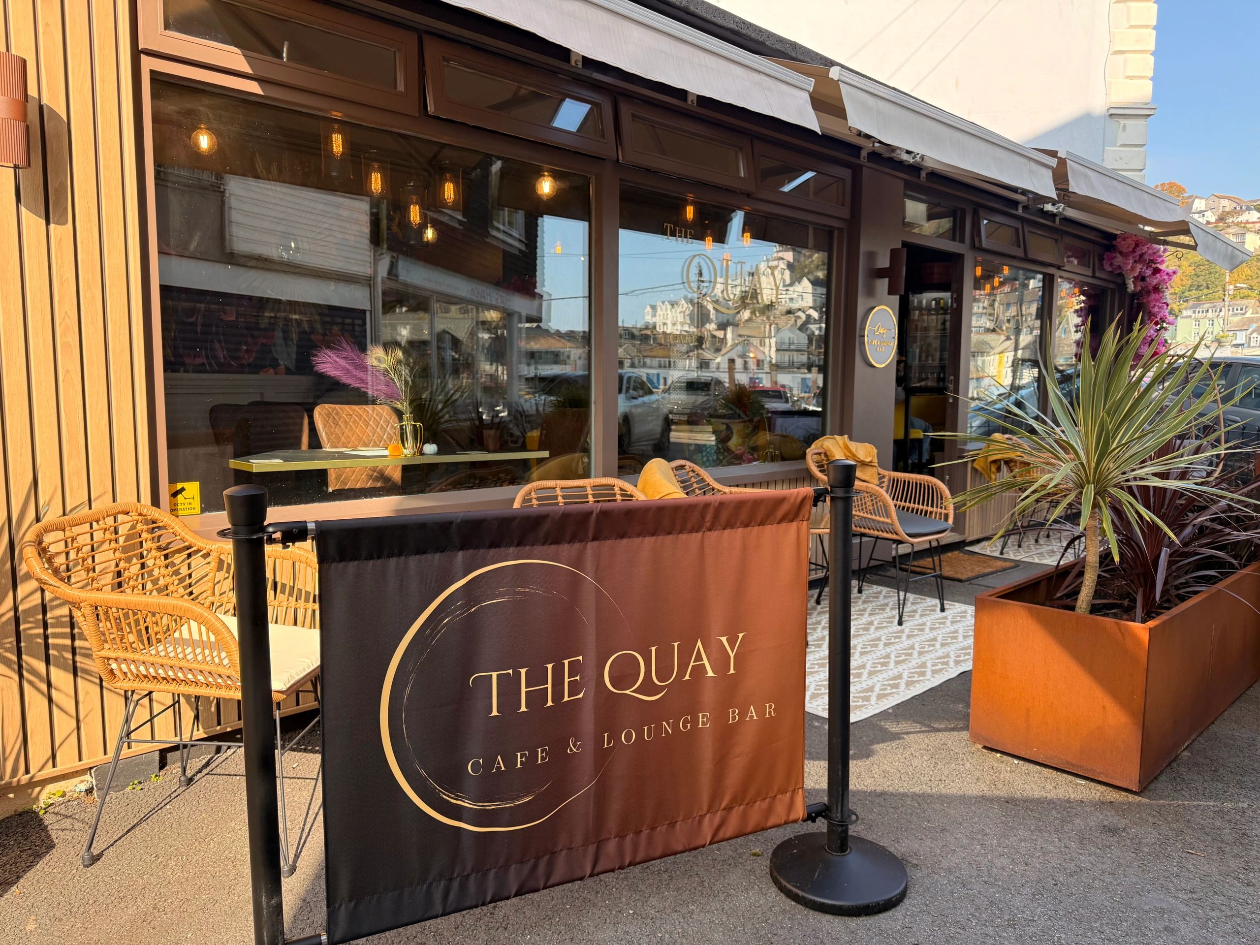 The Quay Cafe & Lounge Bar