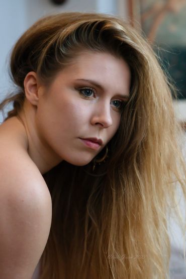 Model Inkeri in profile