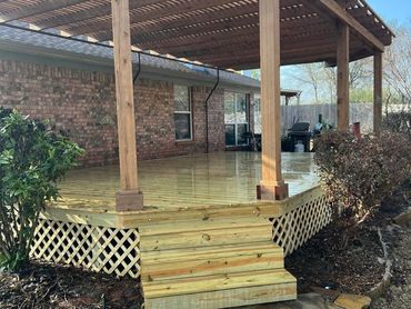 Custom deck and covered pergola