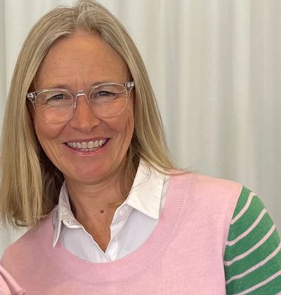 Anna Bidgood Holistic Health freeing you from pain and overwhelm 
