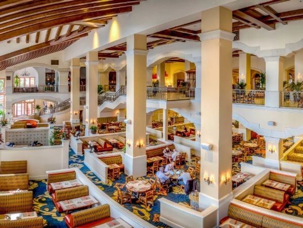 A luxury restaurant recently cleaned by Clean My Restaurant.com  