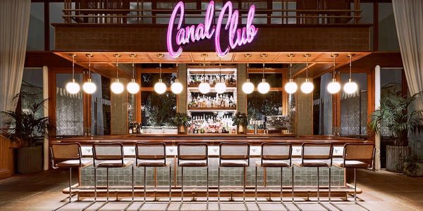 A luxury restaurant recently cleaned by Clean My Restaurant.com  