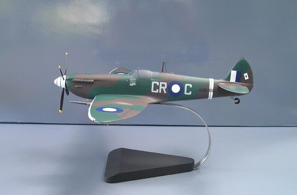 Spitfire desktop model