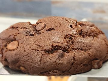 Chewy chocolate cookie with milk chocolate chips.